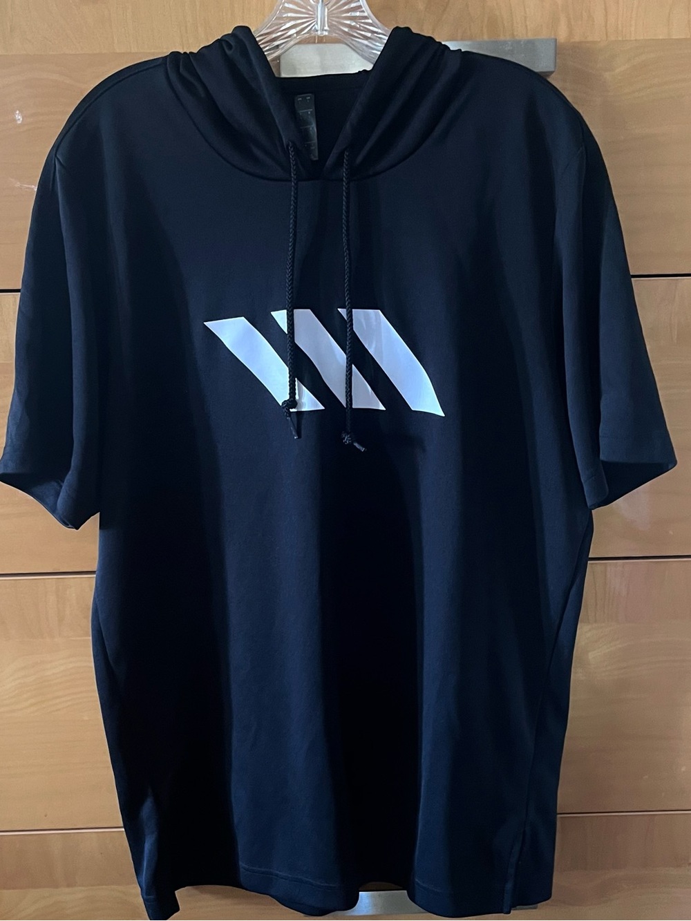 Men's Adidas Aeroready Black Hooded Short-Sleeve Shirt with Reflective Logo